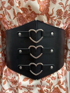 Black Heart Buckle Wide Waist Belt Corset Belt Elastic Cinch Belt Gothic Punk